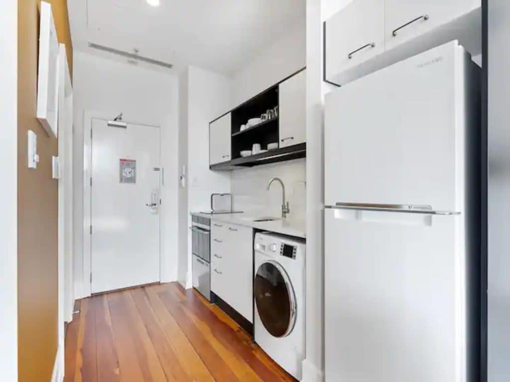 Lovely Bright Apartment With Balcony Pool And Gym Auckland Zewnętrze zdjęcie